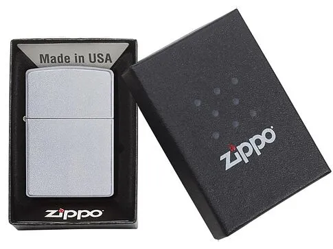 Зажигалка ZIPPO Classic с покрытием Satin Chrome™, латунь/сталь, серебристая, матовая, 38x13x57 мм