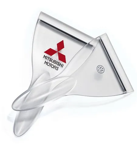 Скребок автомобильный WALZ premium, прозрачный Скребок автомобильный WALZ premium, прозрачный