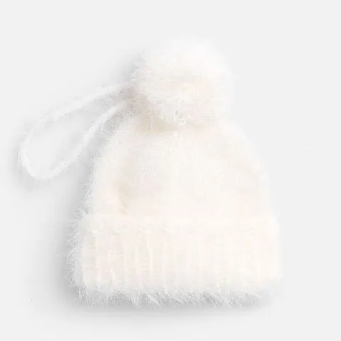 Подвеска на елку «Вьюжка», шапочка, белая