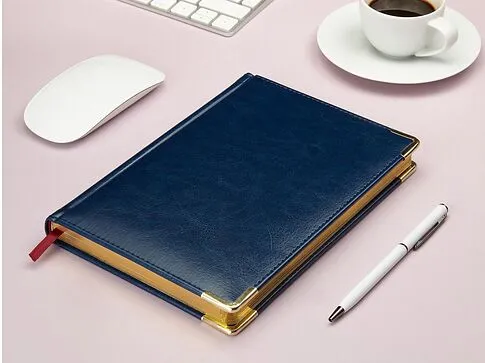 Ежедневник А5 датированный Sidney Nebraska 2026, синий (золотой обрез, золотые уголки)