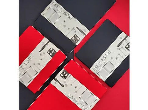 Скетчбук Sketch & Art в мягком переплете 145х145 мм, 100 л. бежевой бумаги 100 гр., красный