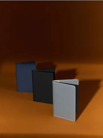 Обложка для паспорта Alaska, серая