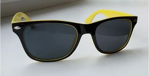 Очки солнцезащитные «Sun Ray» с цветной вставкой, черный, желтый Очки солнцезащитные «Sun Ray» с цветной вставкой, черный, желтый