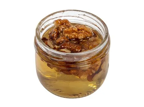 Сувенирный набор Мед с грецким орехом 120 гр