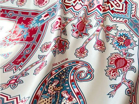 Платок Кавказский скакун